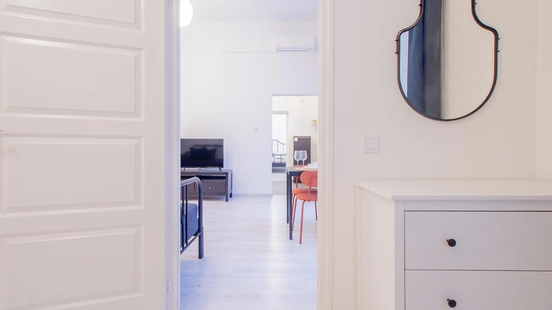 Kalvin 2Bdr Apartment With Ac Budapest