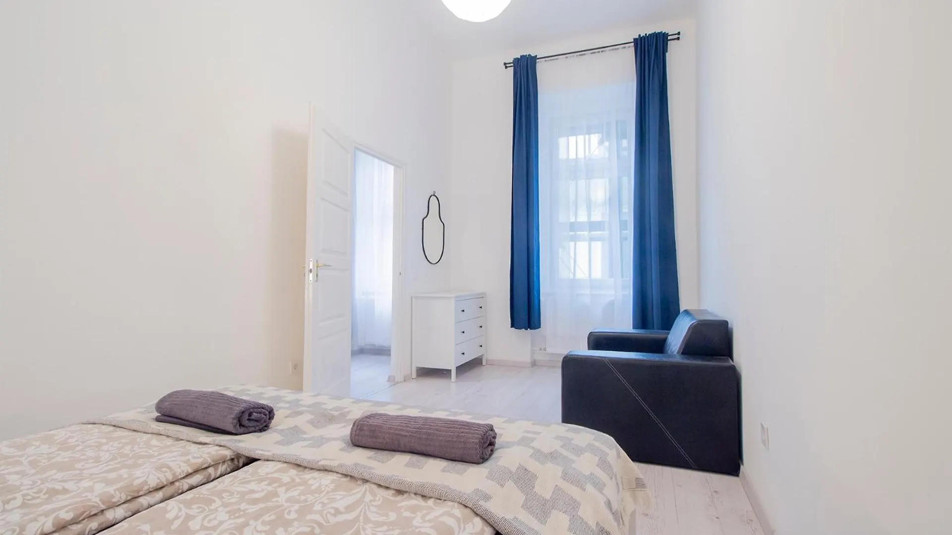 Kalvin 2Bdr Apartment With Ac Budapest